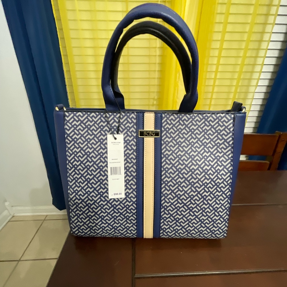 BCBG Navy and Cream Geometric Tote Brand New